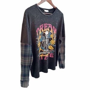 Stitch & Pine Dream State Skeleton Tee with Long Flannel Sleeves Size S